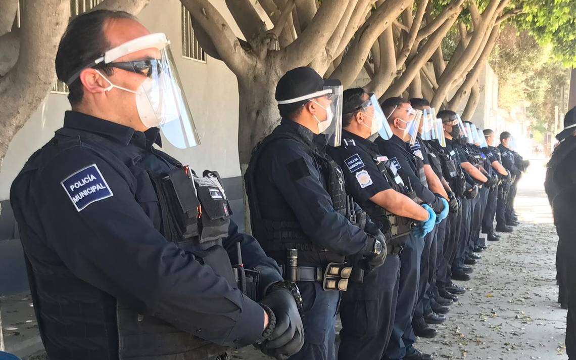 Descuidan a policías en la pandemia - El Sol de Tijuana