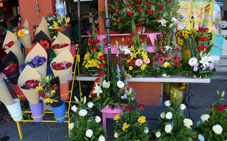Incrementa un 75% precio de rosas rojas San Valentín Tijuana - El Sol de  Tijuana | Noticias Locales, Policiacas, sobre México, Baja California y el  Mundo